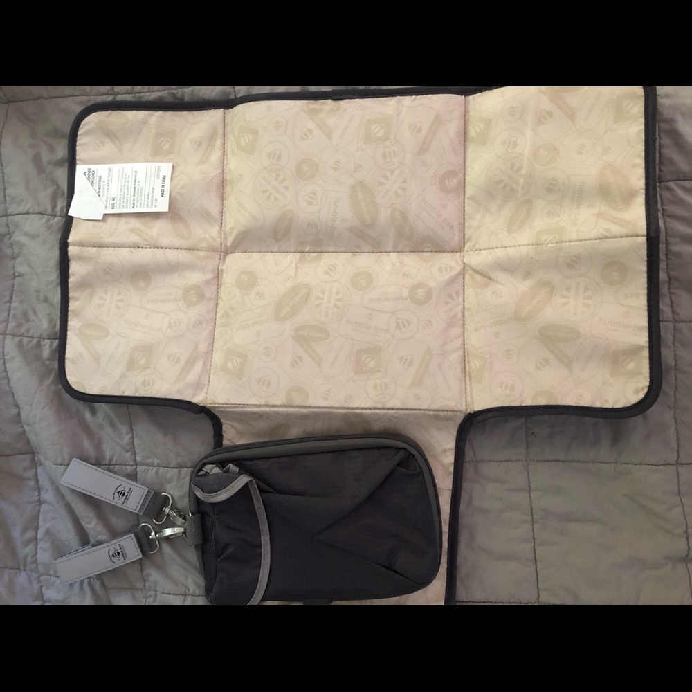 Humble Bee Baby Changing Kit - Picture 5 of 8